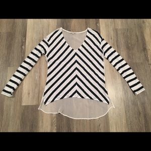 Red Haute Black and White long sleeve top